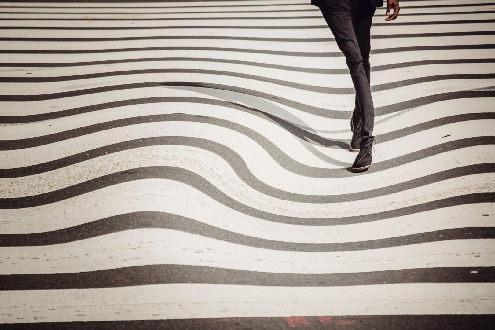 晴報：為何看東西會變形？